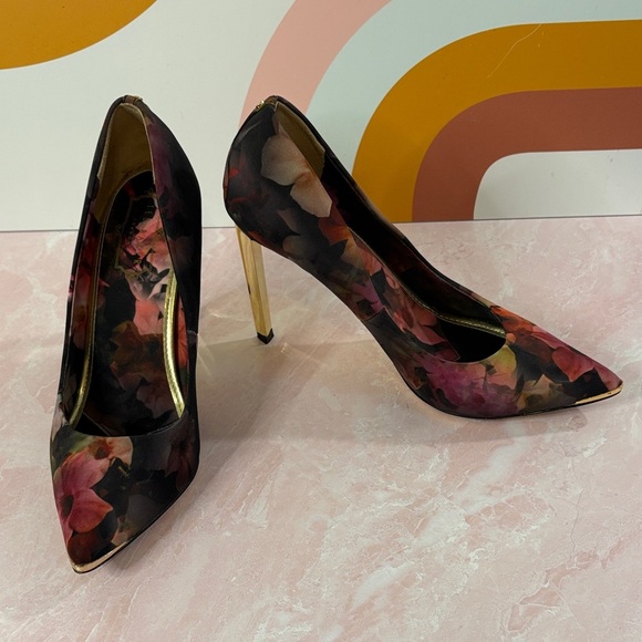 Ted Baker London Multicolor Floral Heels with Gold Stiletto - Picture 4 of 14